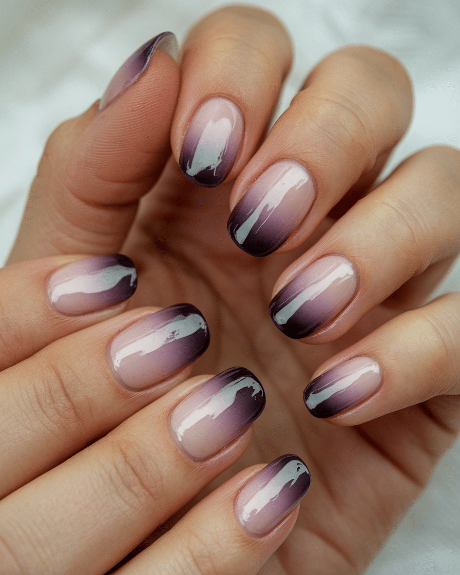 The Art of Seasonal Nails: Where Fashion Meets Fingertips