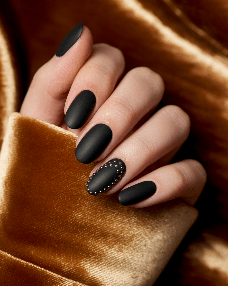 0008_1_a-close-up-photograph-of-a-beautifully-m_DHUcUxE_TiKHiTX3OBsl3A_CssCBNbxQdugQn7zzg_V4Q Embracing Timeless Elegance with Matte Luxury Nails