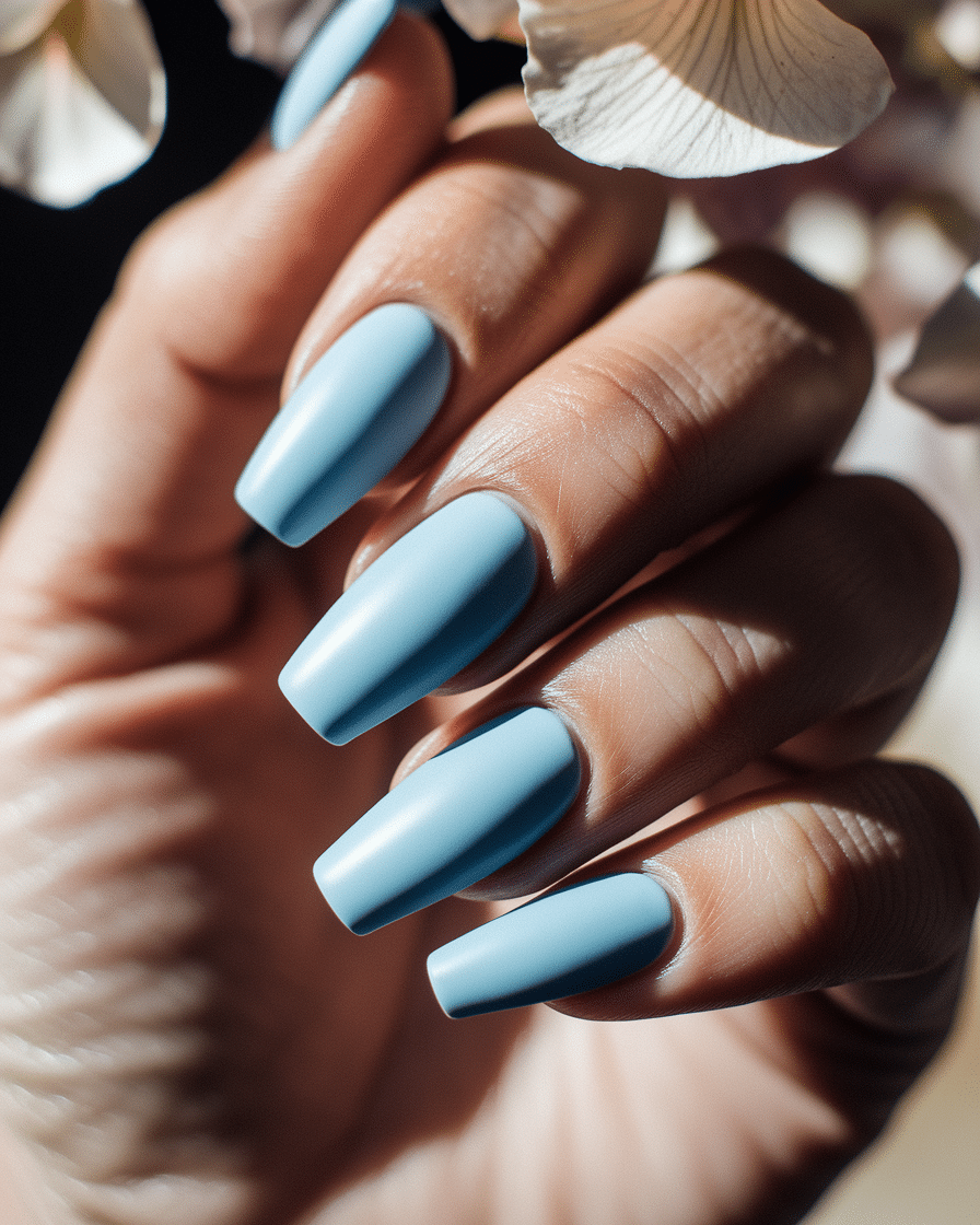 0013_3_a-close-up-photograph-captures-the-exqui_qebMnWL2QD60nq_46R2WLg_KOstxLP3ReS2tOYfMFrmrg_cover Soft Summer Nails That Never Go Out of Style
